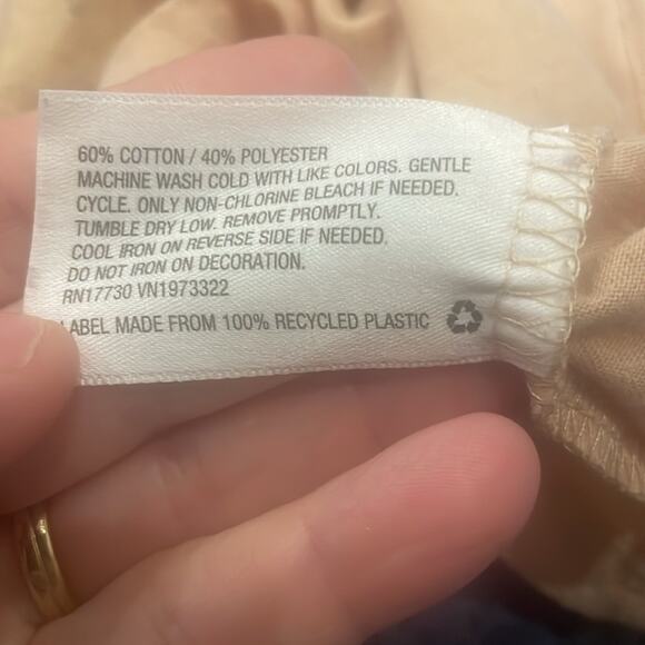 Wild fable Hawaii oversized cropped top size medium - Picture 4 of 4